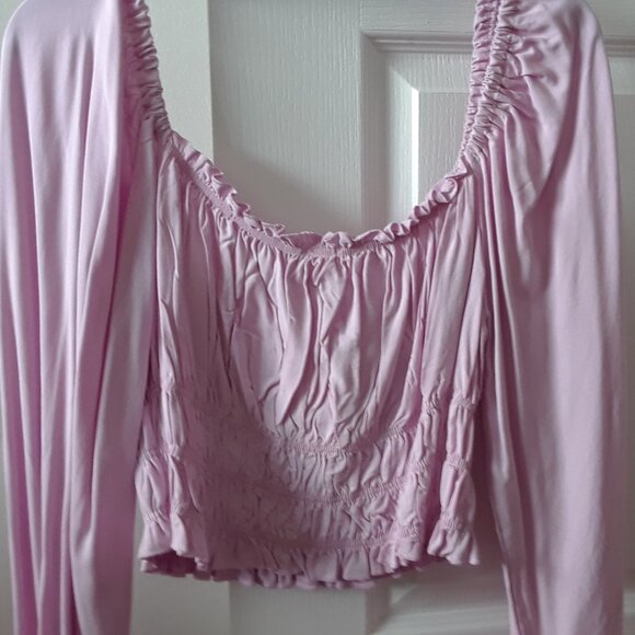 Pretty Pink Milkmaid Style Cropped Blouse - Picture 6 of 8